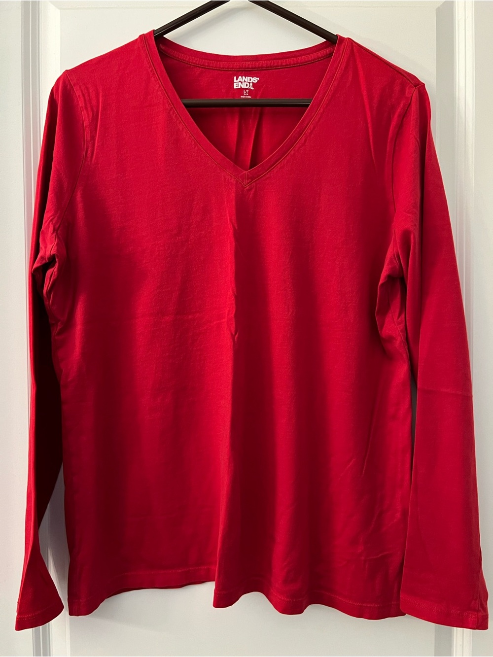 4 Lands' End Long-Sleeved V-Neck Tees - Black/Red/Navy/Purple - Picture 4 of 12